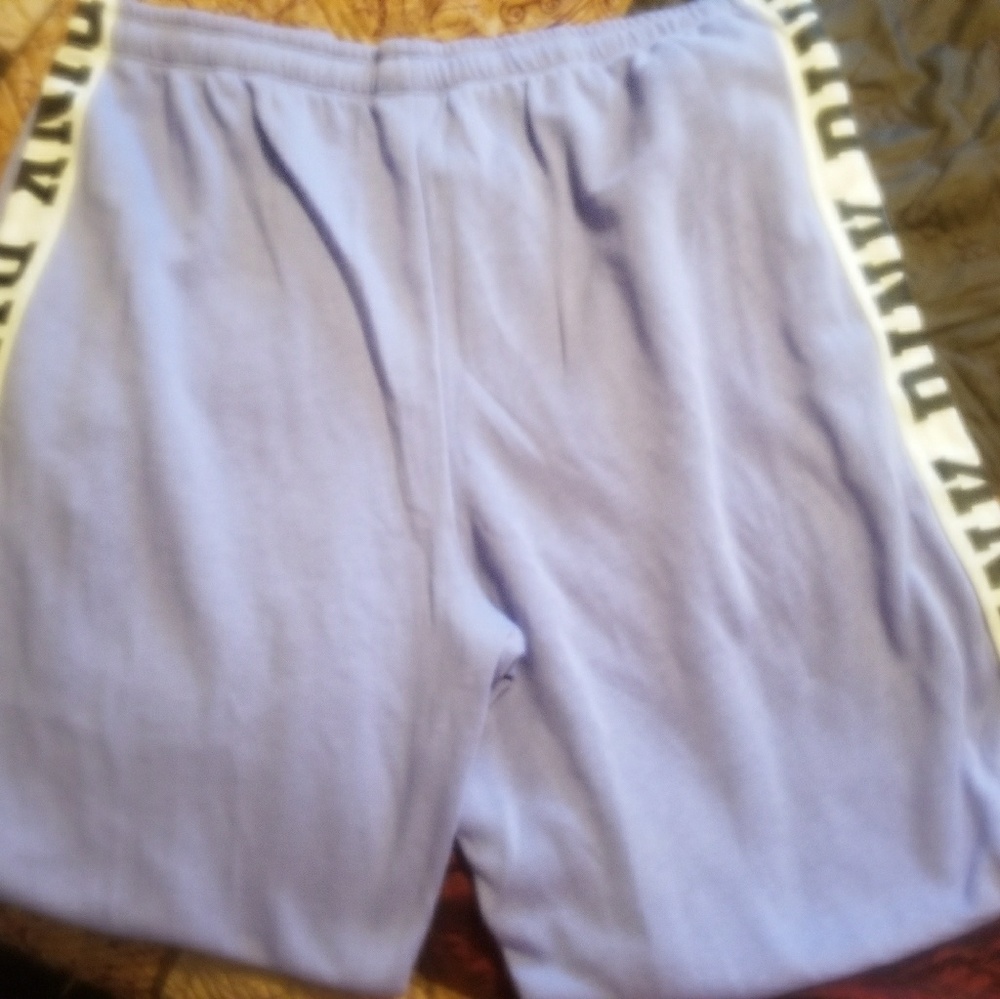Victoria's Secret Pink campus pants in Fresh Viole
